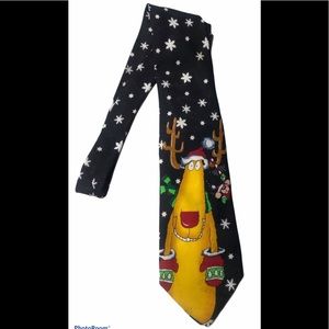 Specialties Hallmark Christmas tie rain deer snow